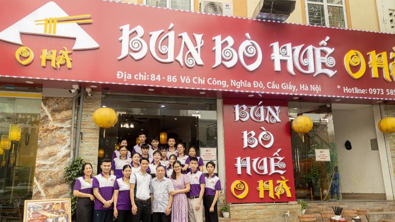 Hình ảnh minh họa các công dụng của tinh dầu quế đối với sức khỏe như chống viêm, kháng khuẩn, hỗ trợ tiêu hóa