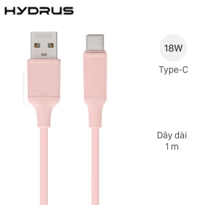 Hình ảnh minh họa việc cắm sạc pin dự phòng lần đầu tiên đúng cách, sử dụng adapter và cáp chất lượng cao