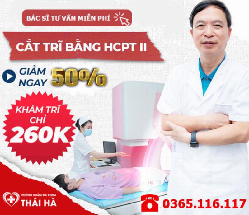 Hình ảnh bác sĩ tư vấn về dinh dưỡng tĩnh mạch và các lựa chọn hỗ trợ sức khỏe