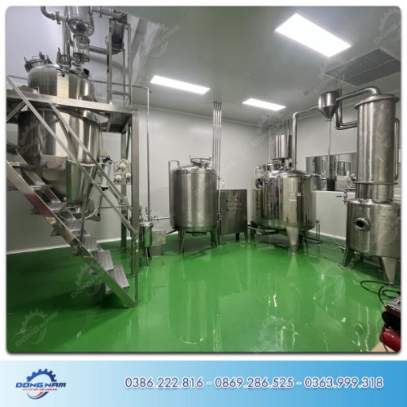 Mô phỏng quy trình chiết xuất hoạt chất từ thảo dược, bao gồm sấy khô, nghiền, chiết xuất, cô đặc và tạo dạng bột