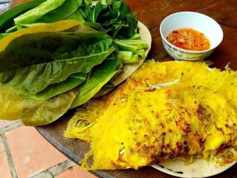 Hình ảnh rau cải đắng tươi xanh, lá to, gân nổi rõ, sẵn sàng chế biến
