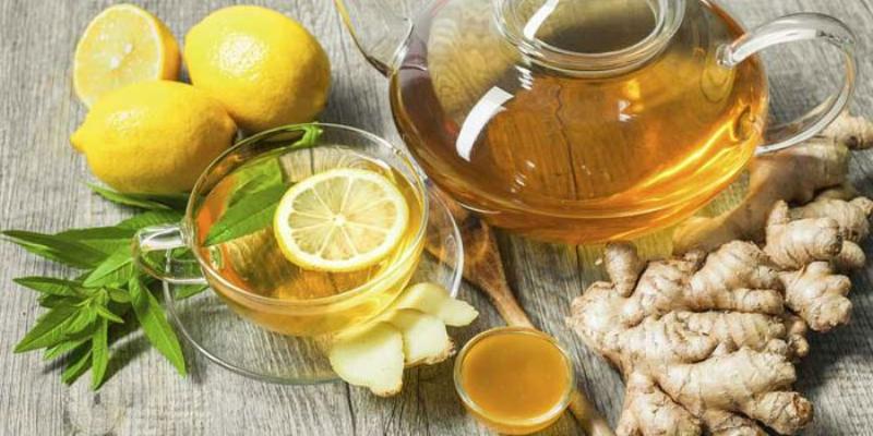 Các loại thực phẩm và gia vị giúp cơ thể ấm lên tự nhiên trong mùa lạnh như gừng, quế, ớt, tiêu đen.